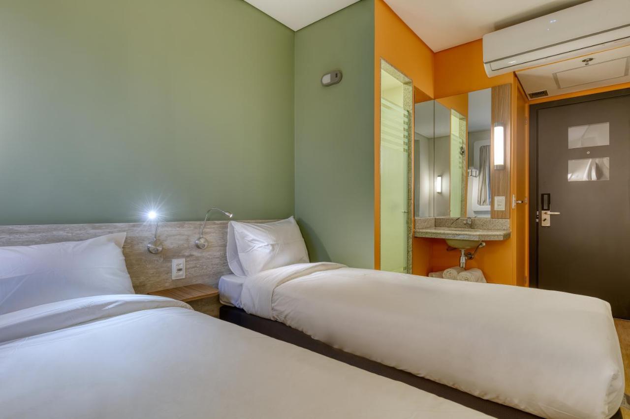 Quarto Standard com 2 Camas de Solteiro