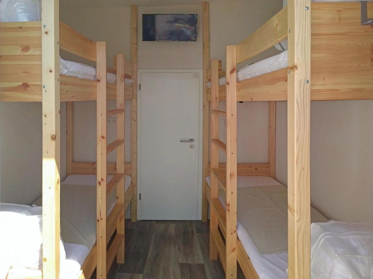 Quadruple Room Private Bathroom