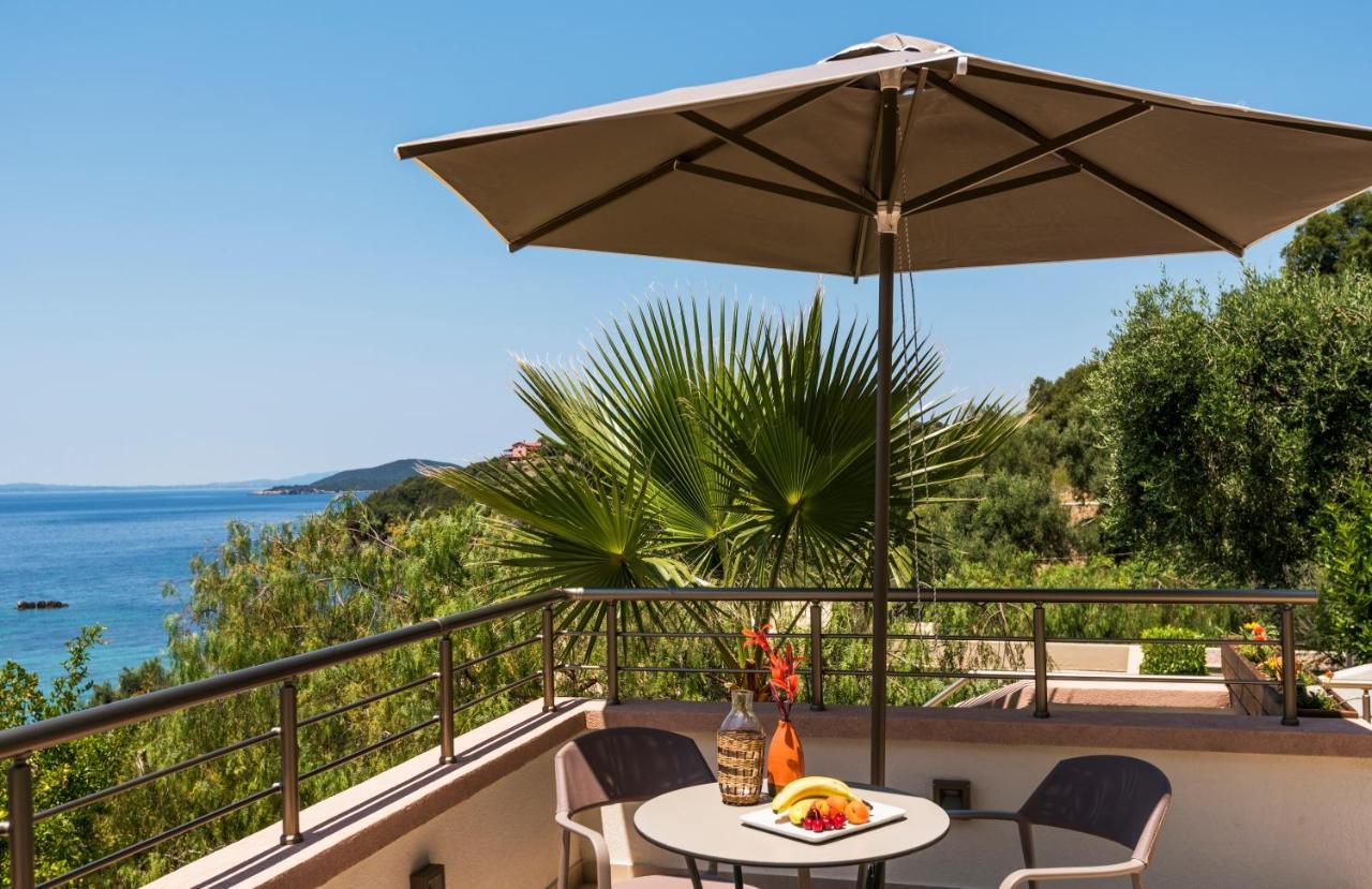 Double Suite & Shared Terrace Sea View
