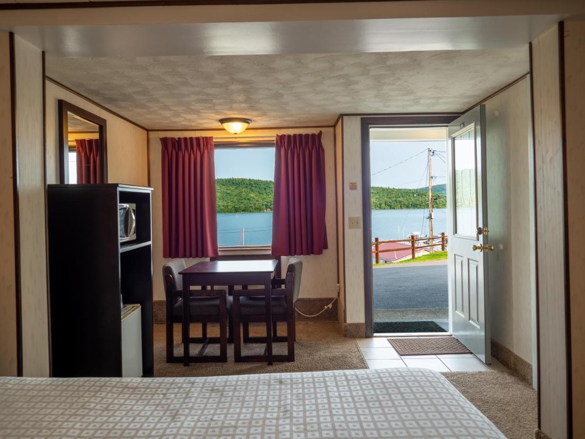 Queen Room with Sea View