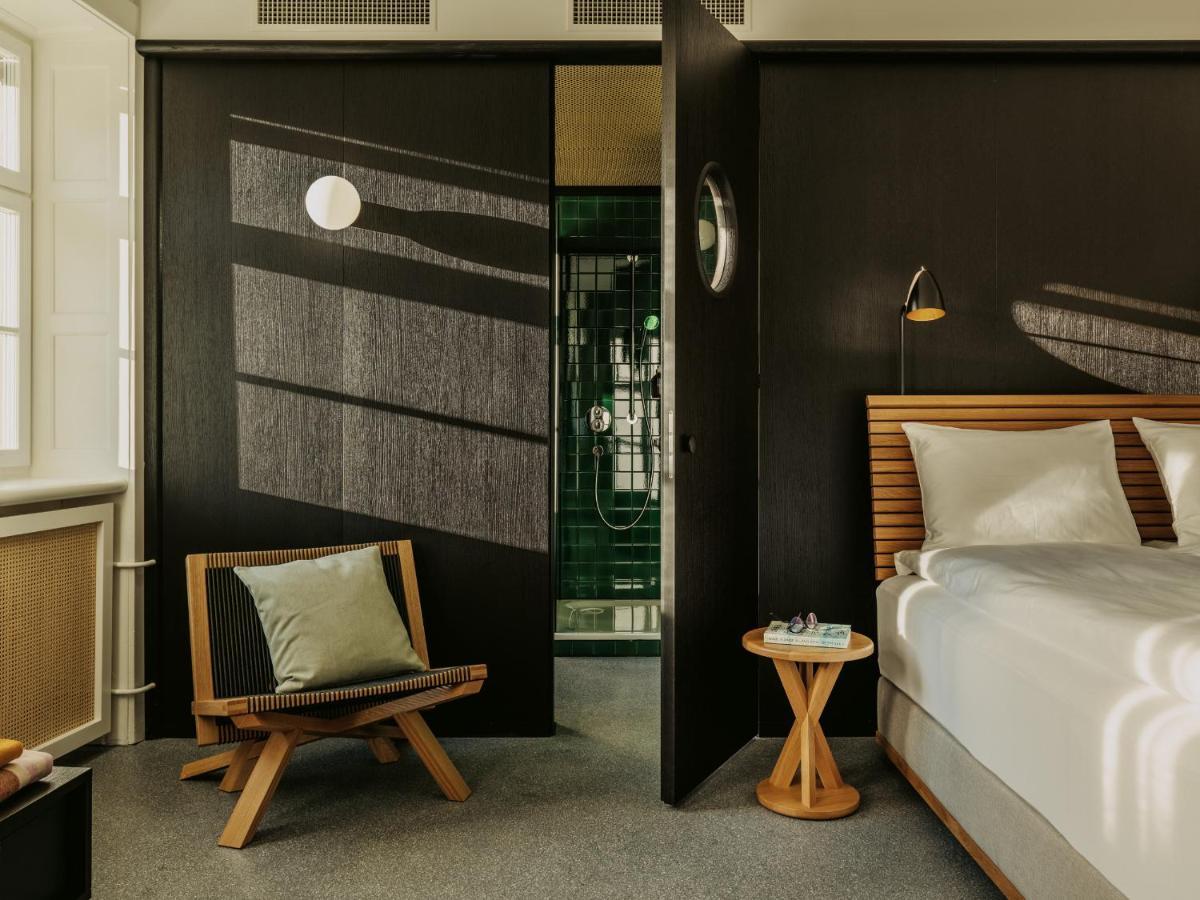 Corner Room