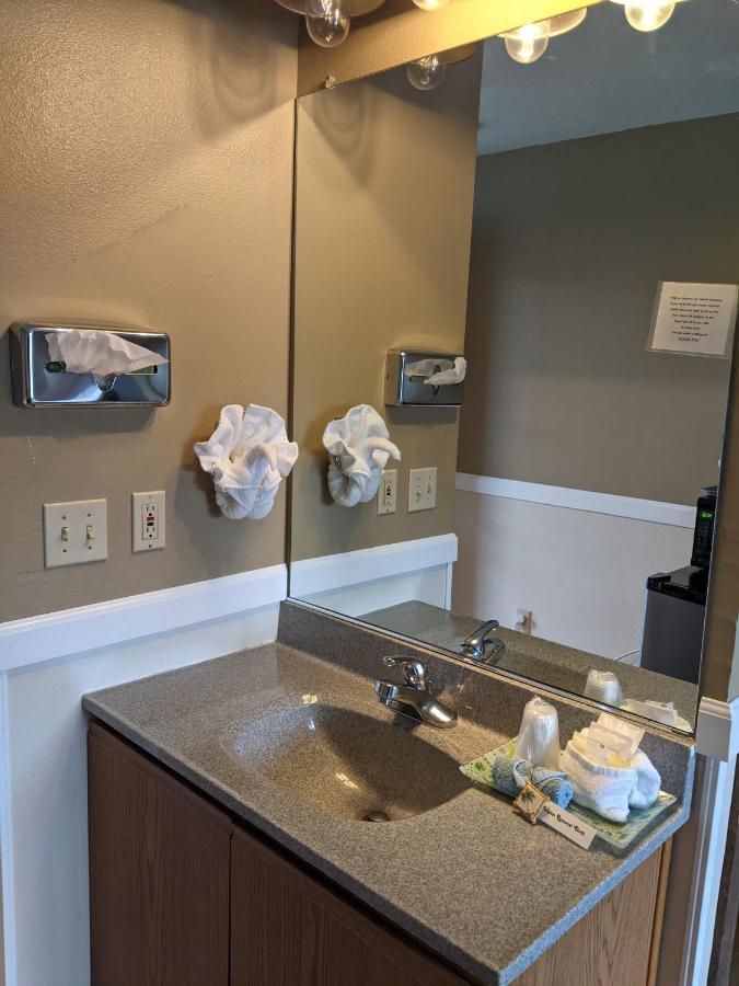 Deluxe King Room Dog Friendly
