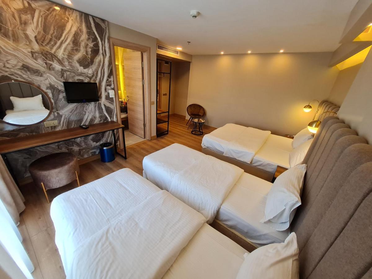 Comfort Triple Room