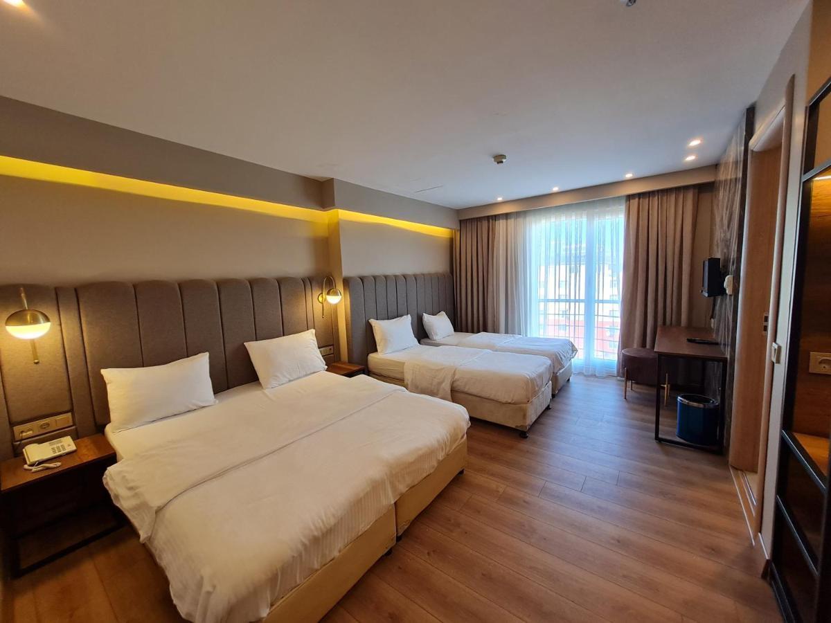 Comfort Triple Room
