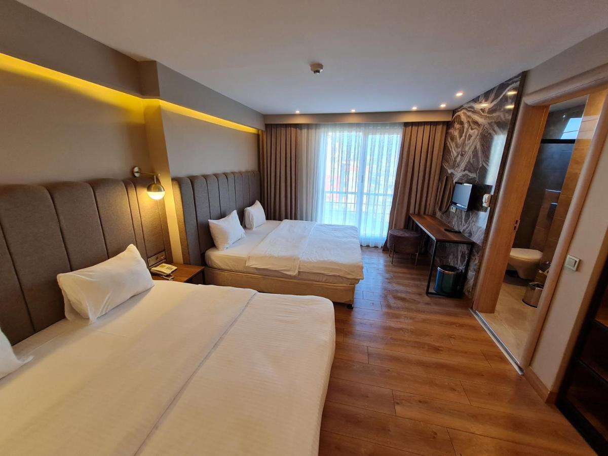 Comfort Triple Room