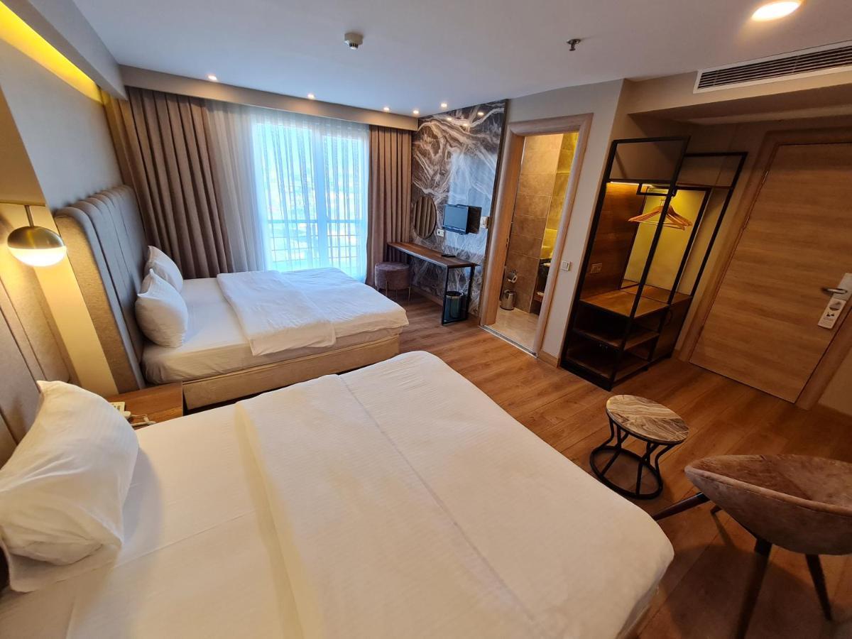 Comfort Triple Room