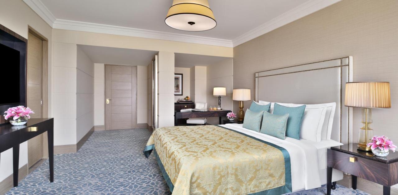 Taj Club Premium Room| One way Airport Transfer | Club Lounge Access
