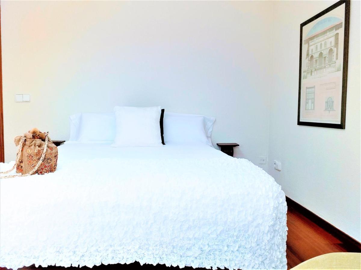 Triple Room Private External Bathroom