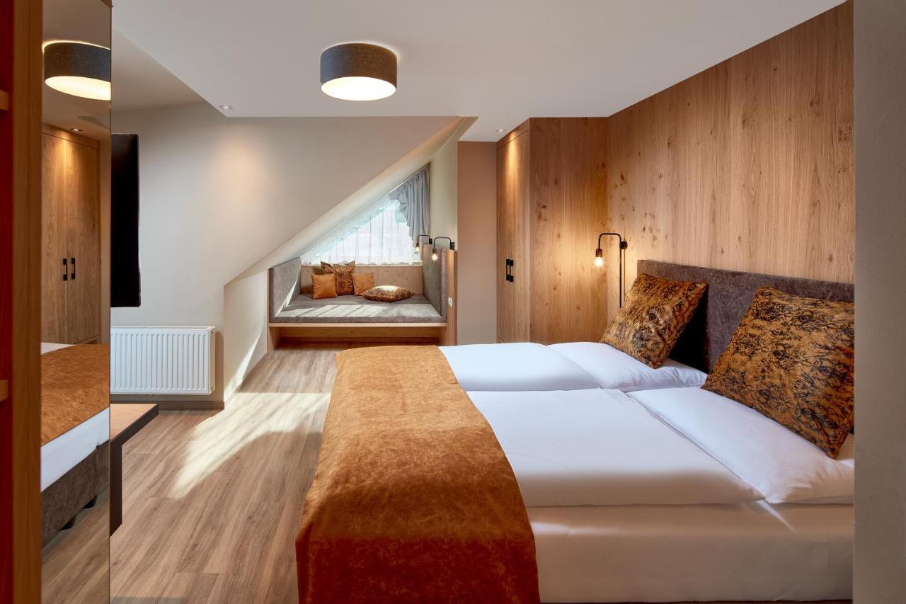Junior Suite Mountain View