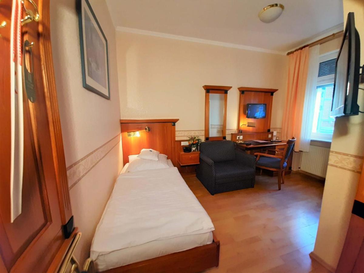 Single Room