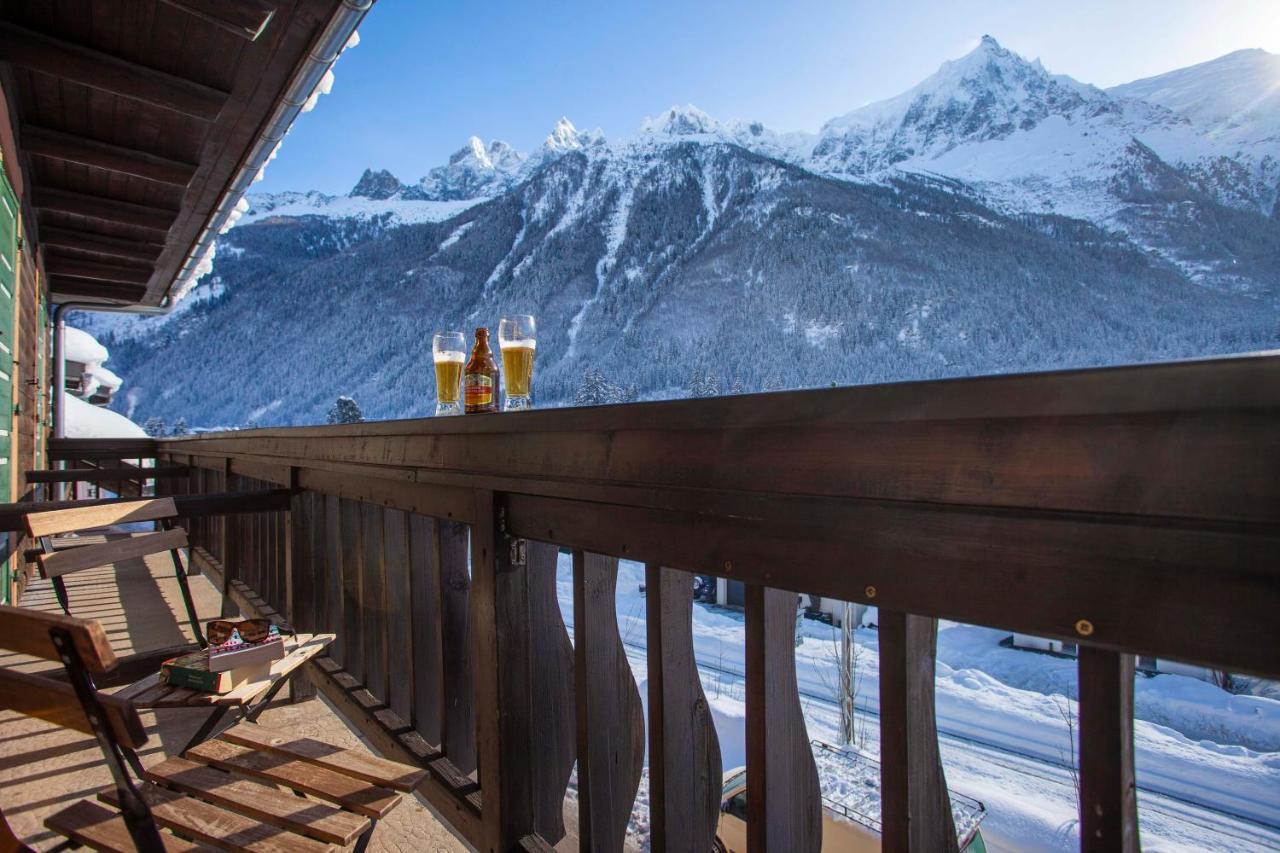 Twin Room Balcony View of Mont Blanc
