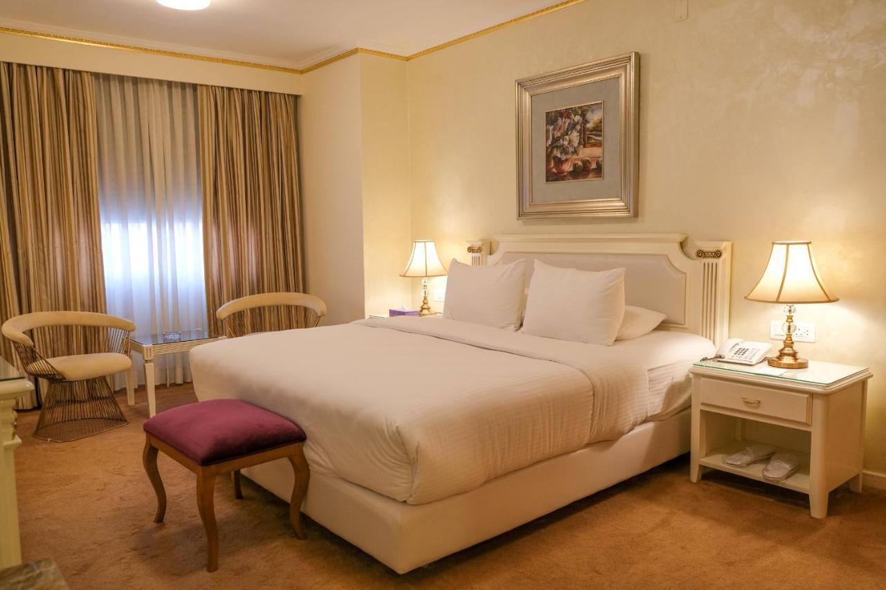 Executive One-Bedroom Suite