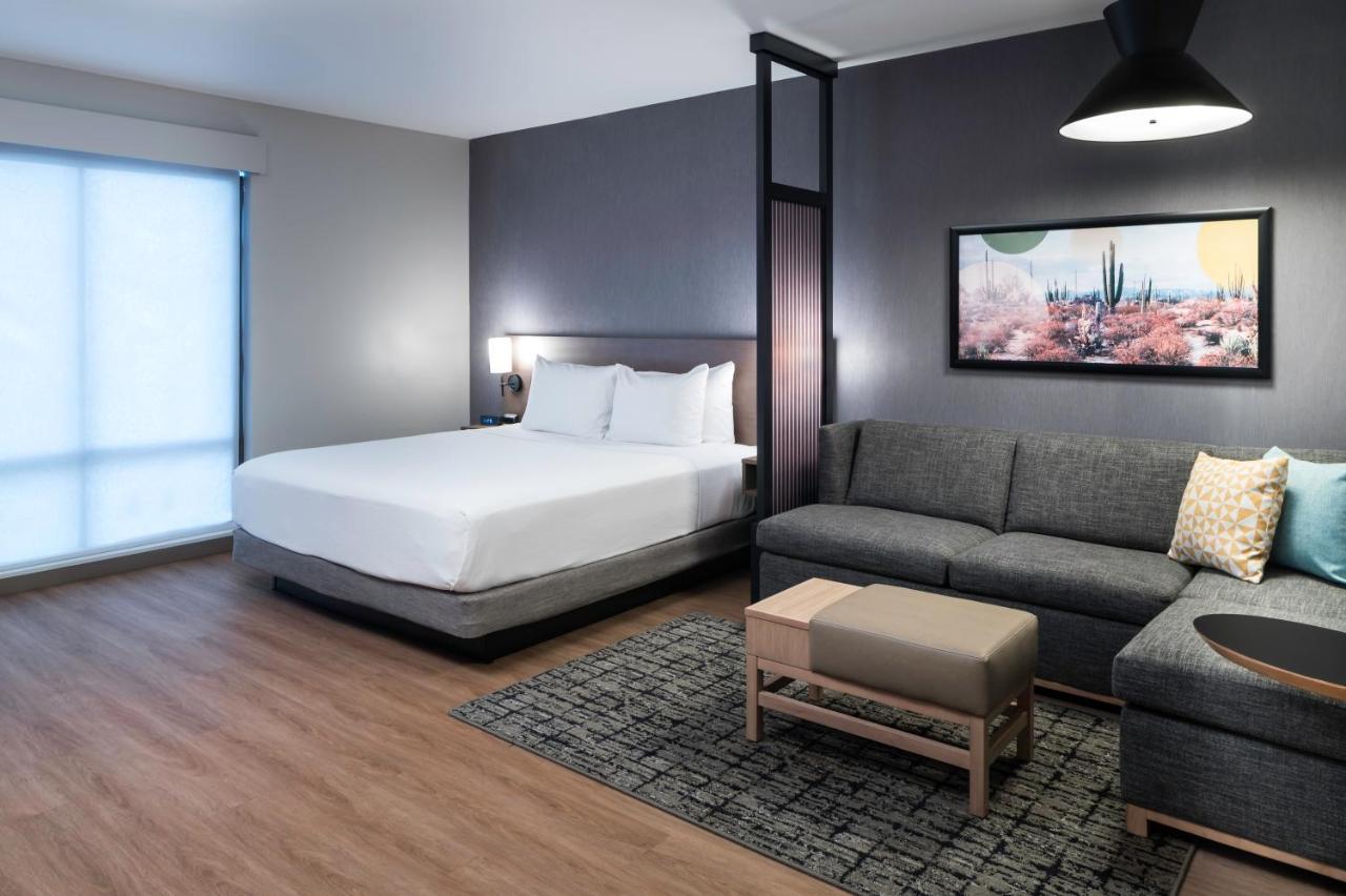 King Room Sofa Bed Accessible Tub