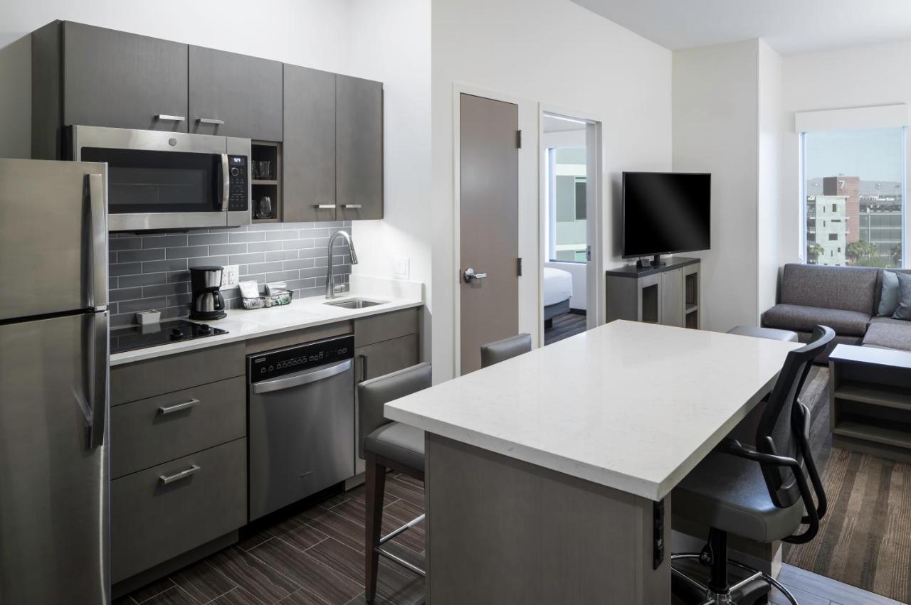 One-Bedroom King Suite Sofa Bed Kitchen