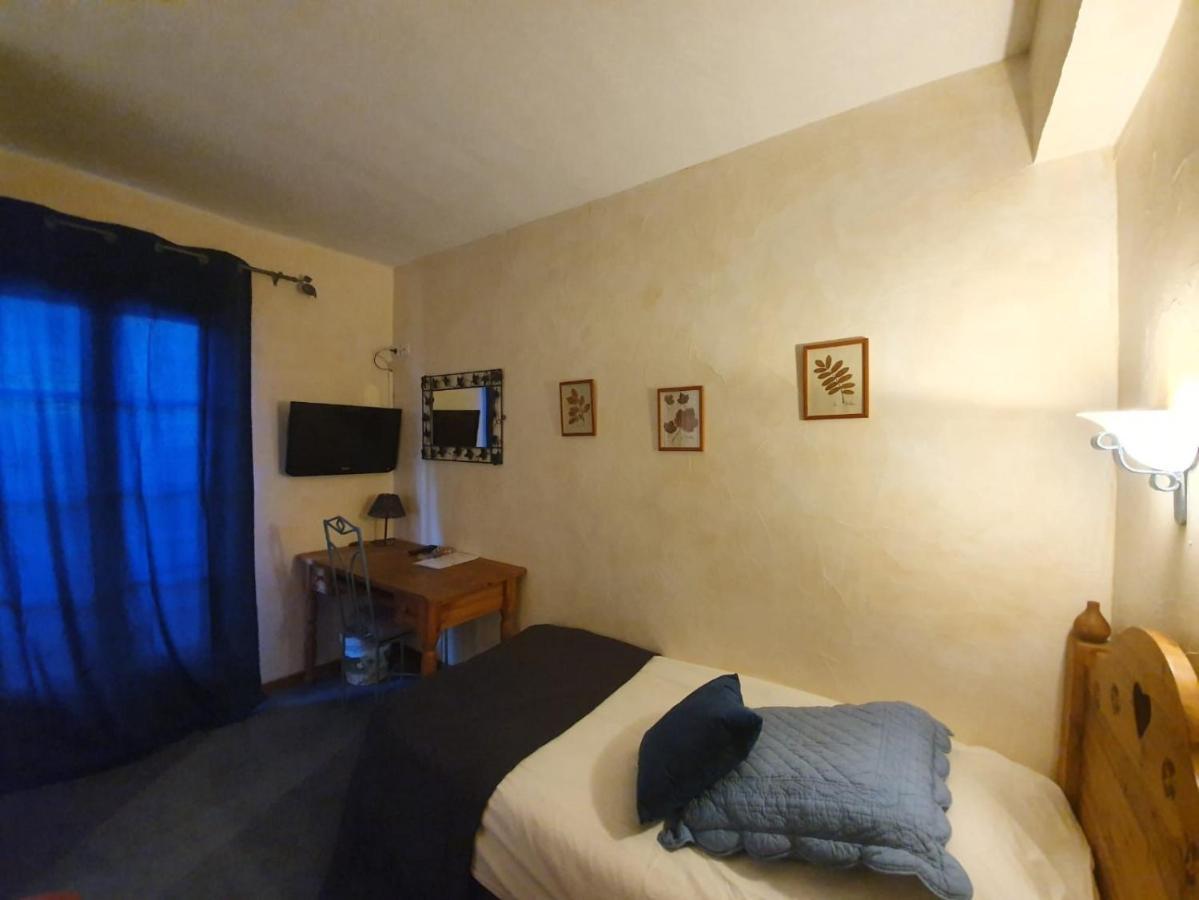 Classic Single Room