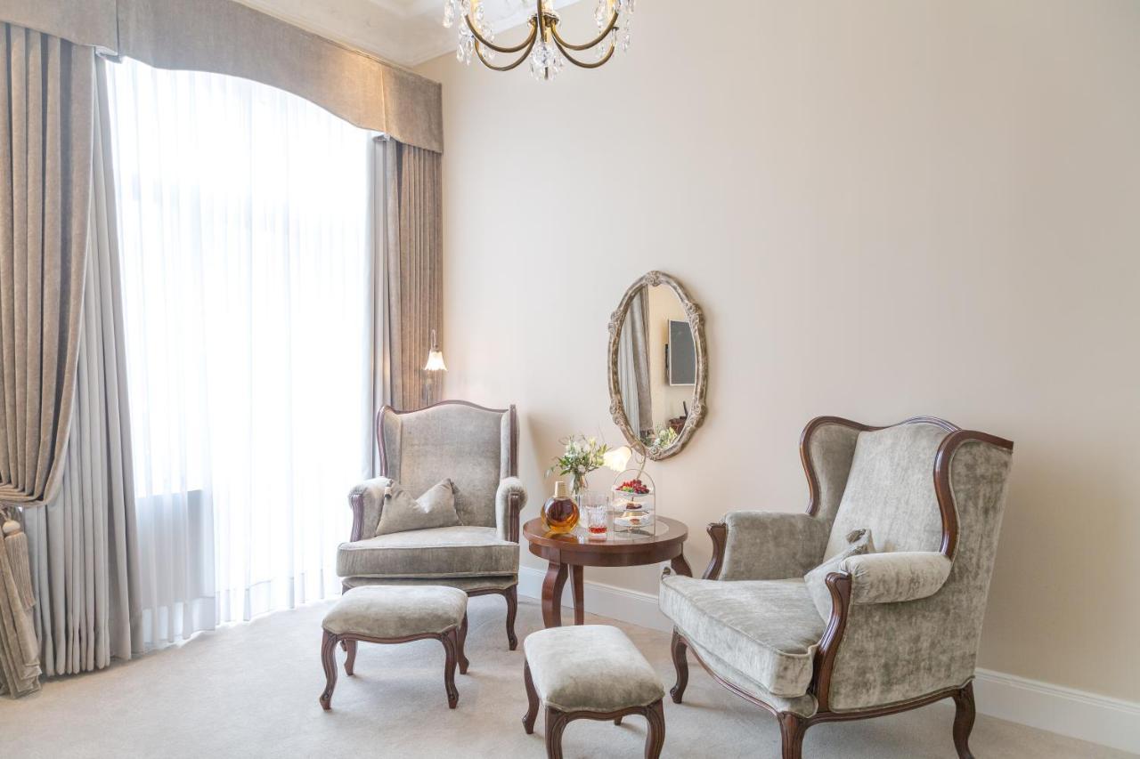 Double Room change of rooms during