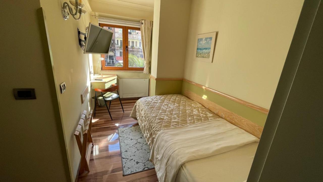 Single Room Double