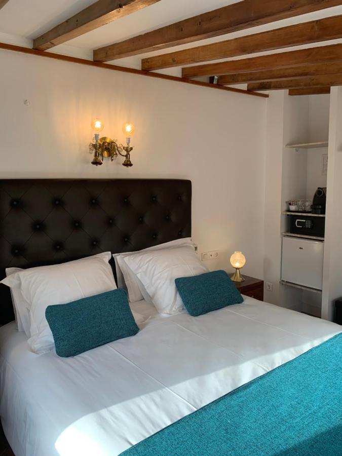 Deluxe Double Room Mountain View