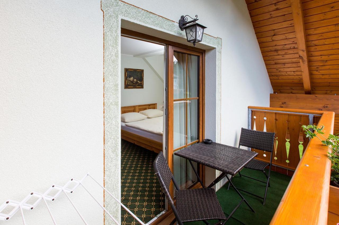 Double or Twin Room Balcony
