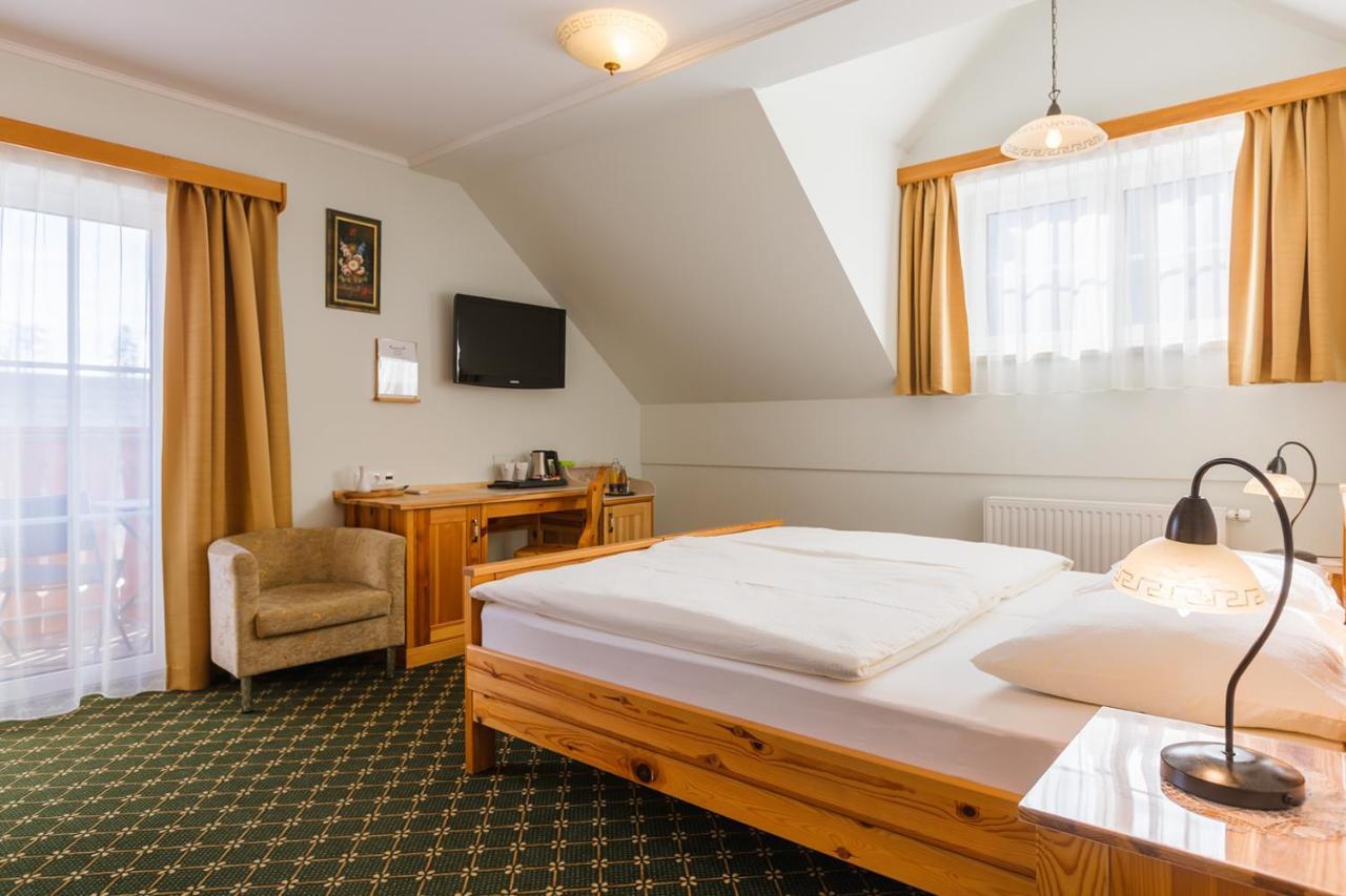 Double or Twin Room Balcony