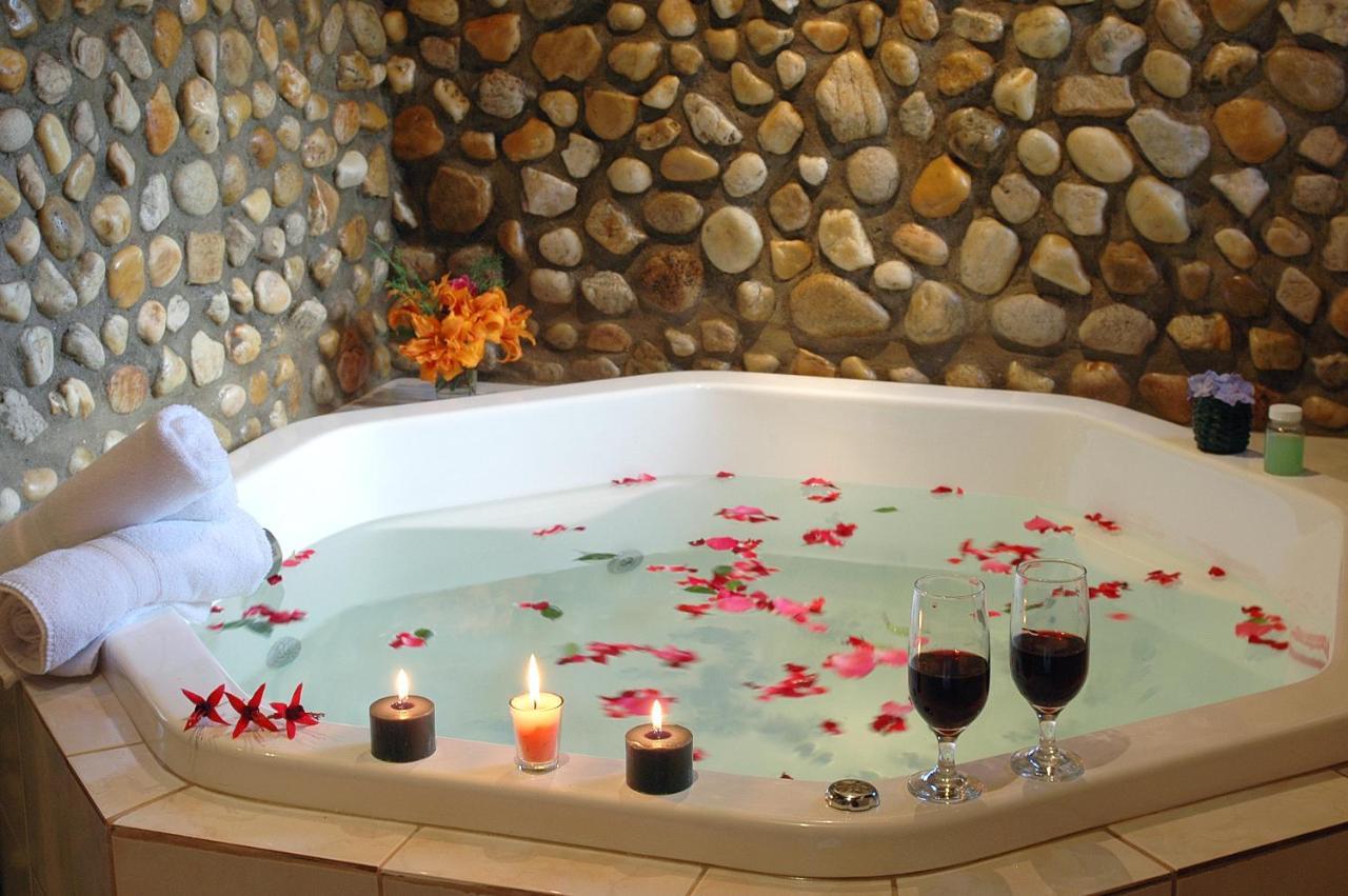 Chalet Hot Tub