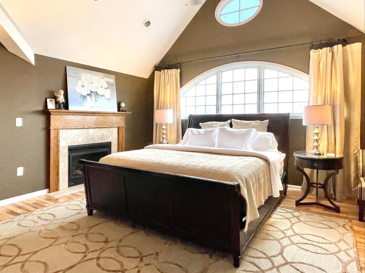 King Suite 301