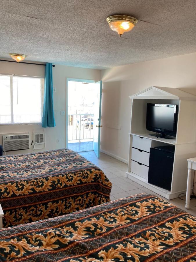 Standard Room Two Double Beds