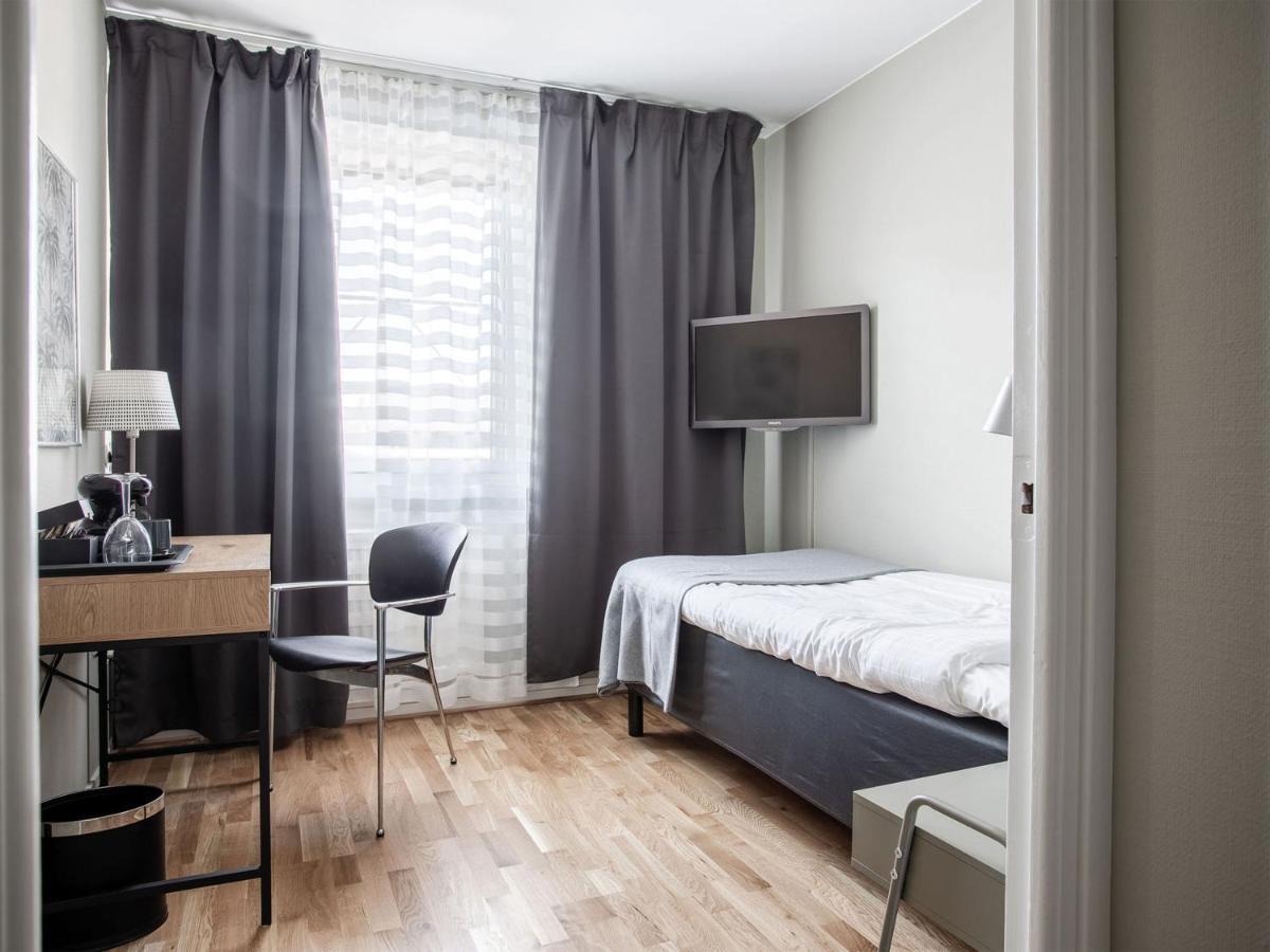 Standard Single Room,1086908992:JPEG