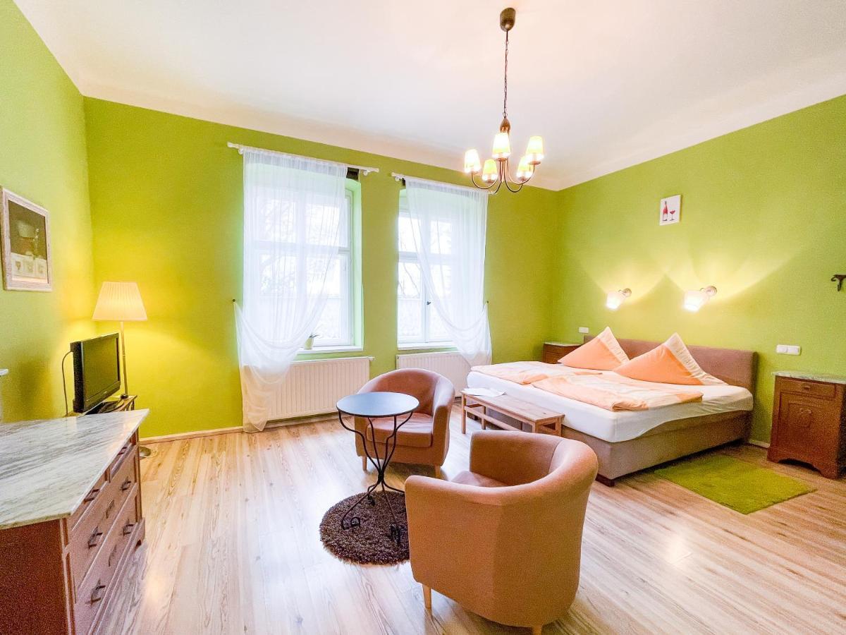 Large Double Room