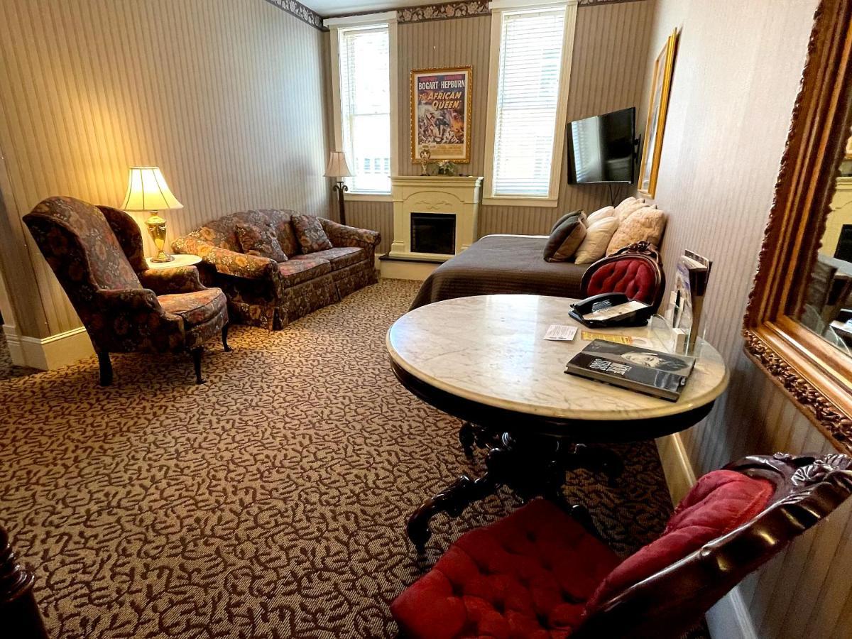 Presidential Suite