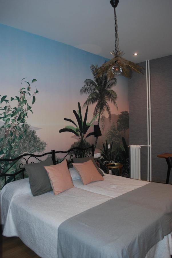Twin Room Private Bathroom