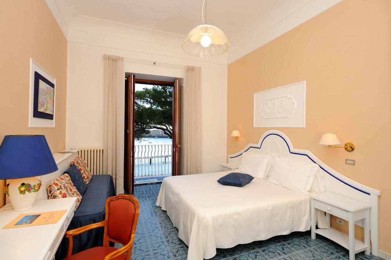 Superior Double or Twin Room Sea View