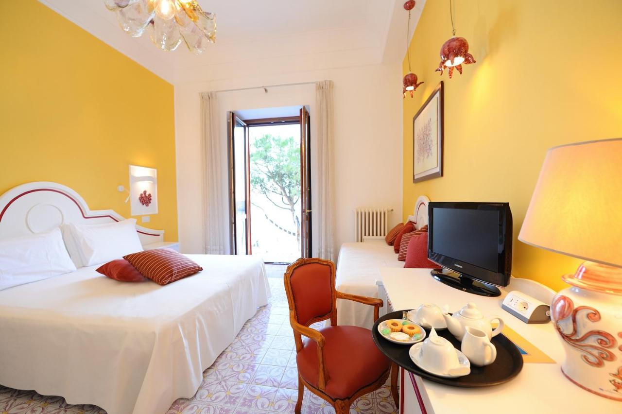 Superior Double or Twin Room Sea View