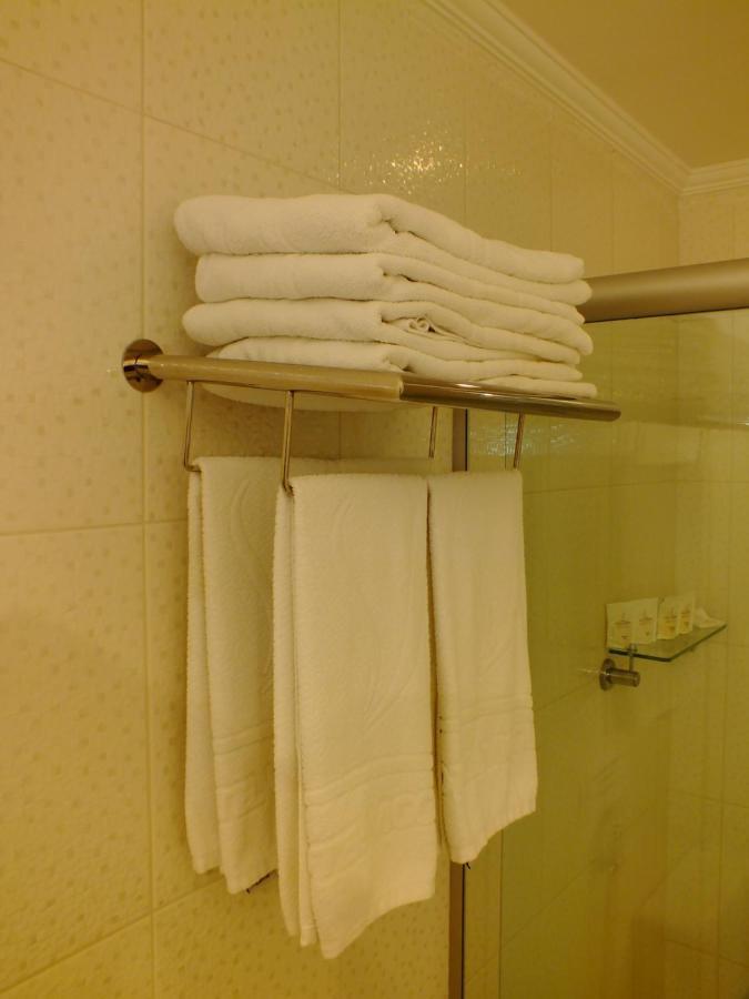 Quarto Duplo