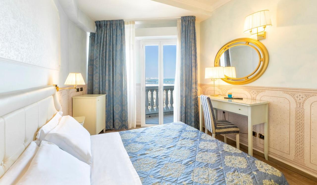 Classic Double or Twin Room