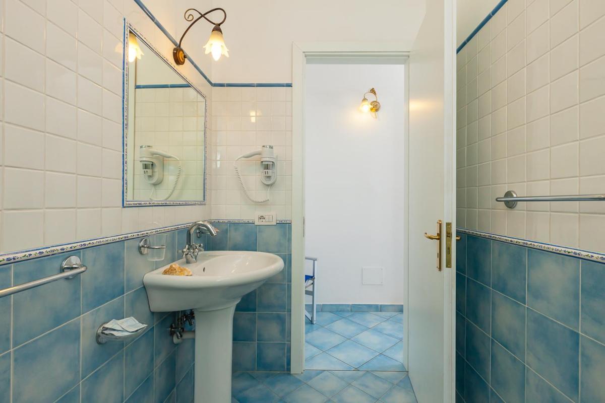 Classic Triple Room