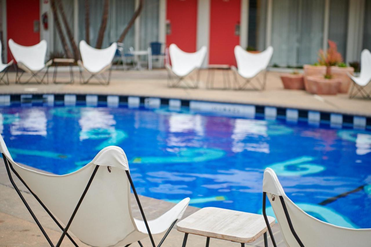 King Room Pool View