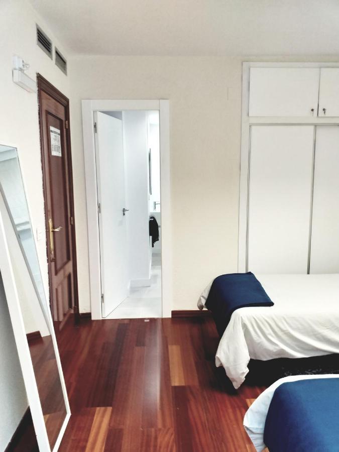 Twin Room Bathroom