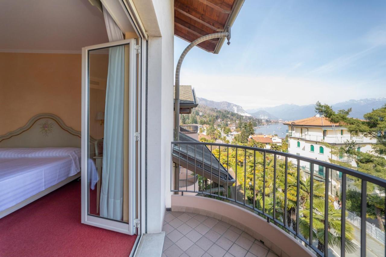 Double or Twin Room Lake View