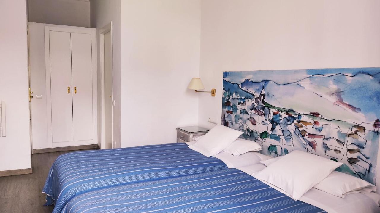 Double or Twin Room Balcony