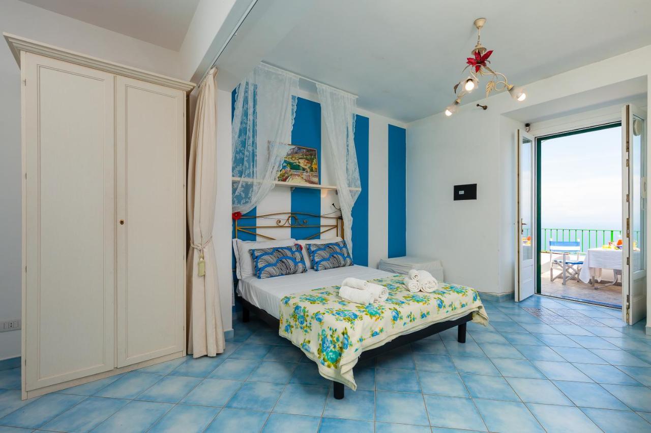 Standard Triple Room Terrance Sea View