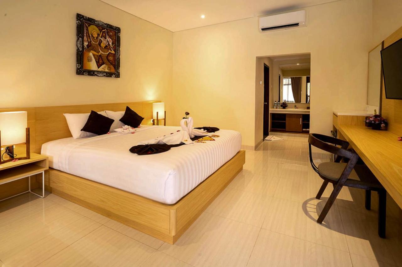 Superior Double or Twin Room Garden View