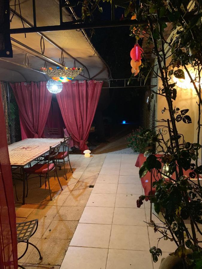 King Room Garden View