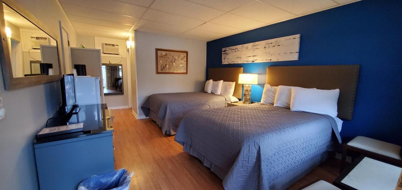 Double Room Two Double Beds