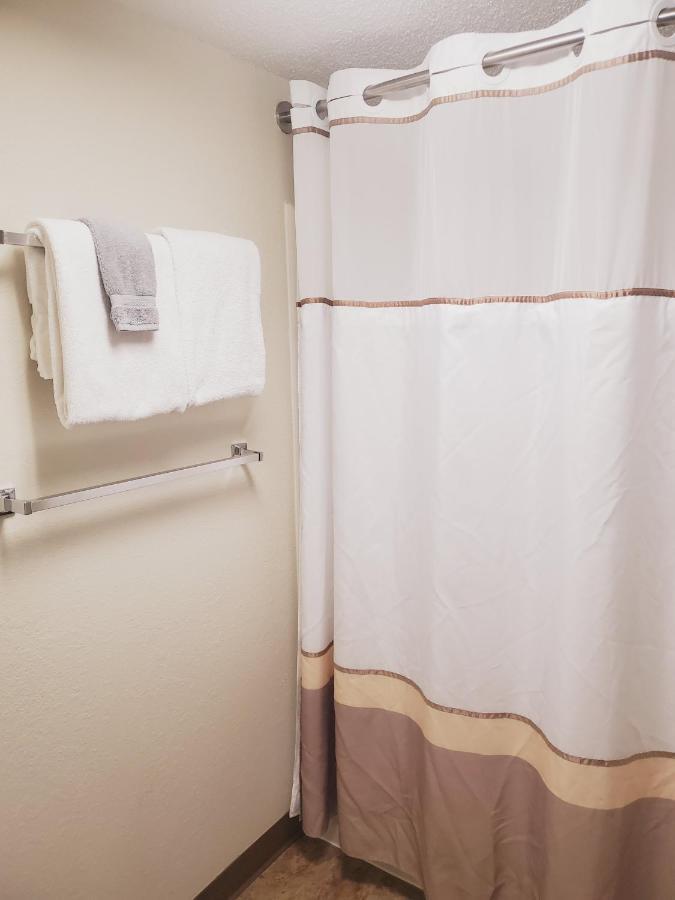 Executive King Room - Non-Smoking,1092453870:JPEG