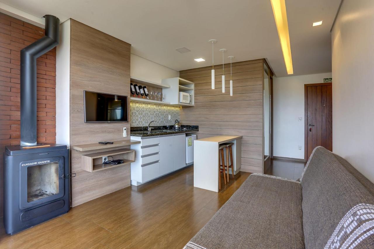 Deluxe Double or Twin Room Mountain View