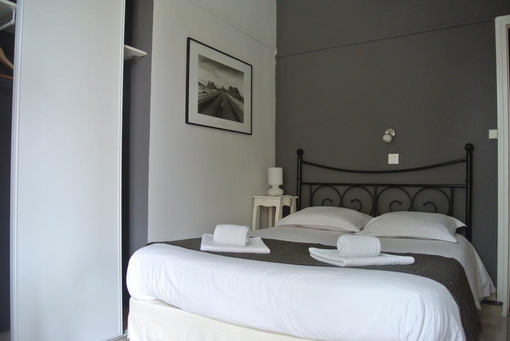 Single Room Double Bed,692169195:JPEG