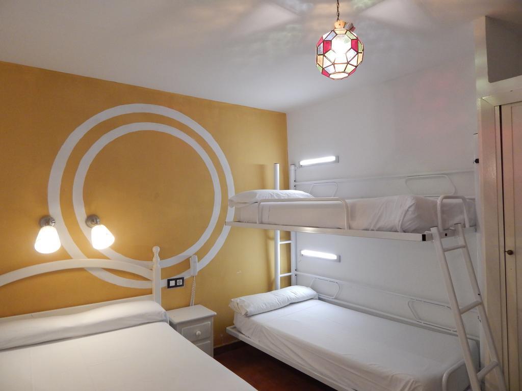 Economy Quadruple Room