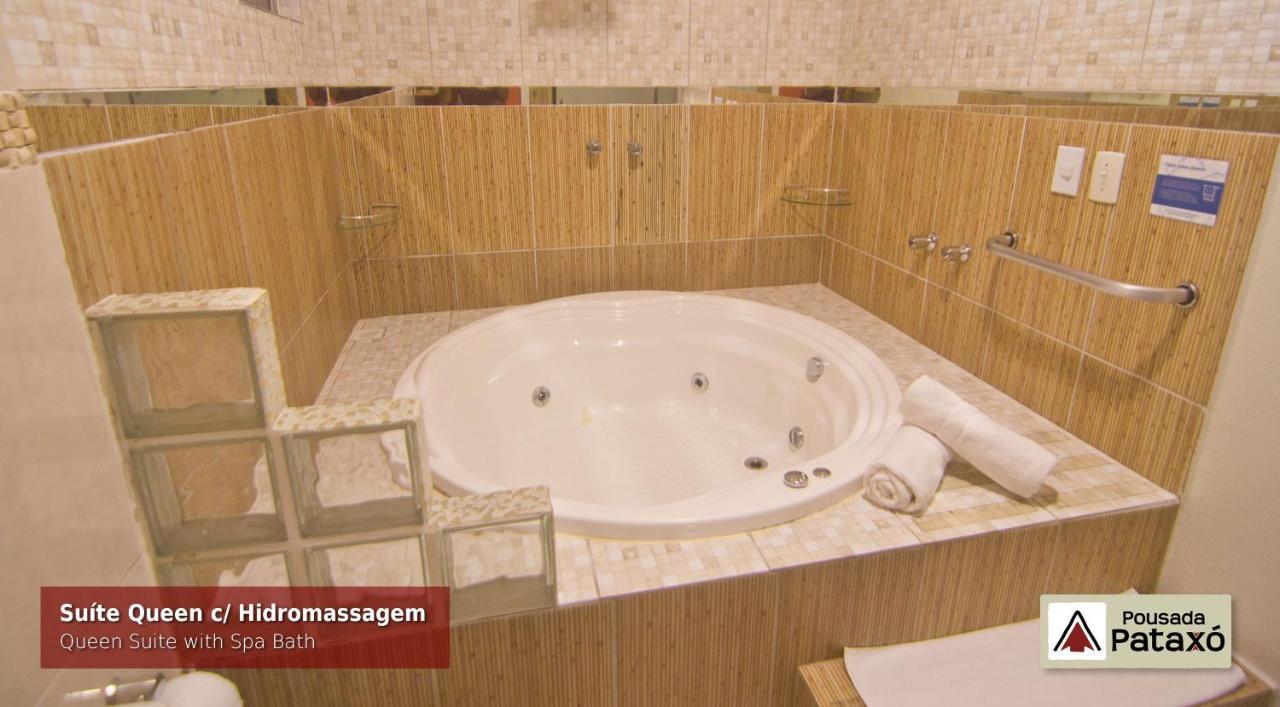 Queen Suite Spa Bath