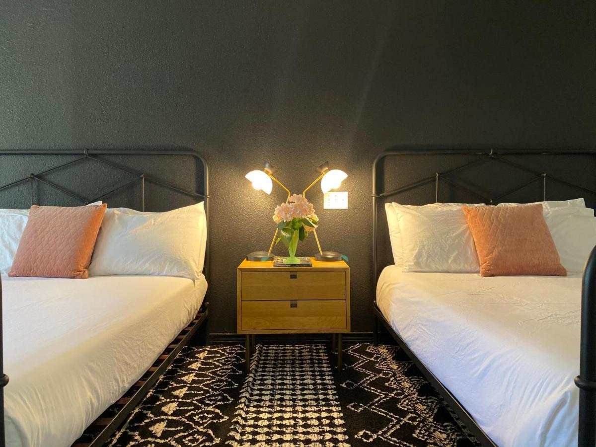 Standard Double Room,1095214035:JPEG